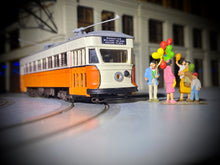 Load image into Gallery viewer, ELECTROMOBILE - Queensboro Bridge Trolley HO kit #87-1410