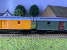 Load image into Gallery viewer, «INTERURBAN BOX CAR w/ clerestory roof» (without trucks) #160-3321