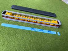 Load image into Gallery viewer, «Thru Line Coach» - Modernized 12wheel Passenger car  #160-5251